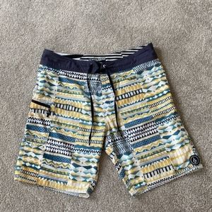 Volcom Board Shorts Size L